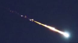 Video: Crashing UFO Seen From California To Nevada? Mass 'UFO' sighting as blazing object filmed from California to Nevada